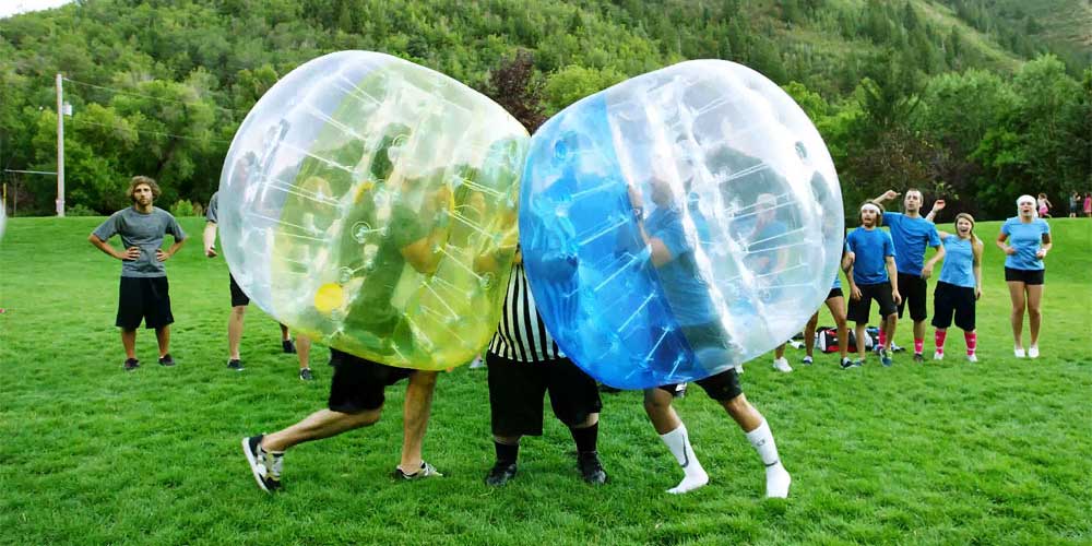 Bubble football inomhus
